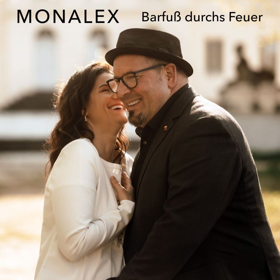 Monalex - Barfuß durchs Feuer